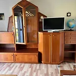 Apartment Fuer 5 Personen Mit Gartennutzung - Messezimmer