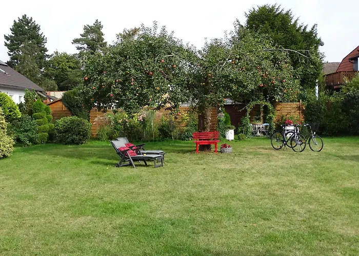 Apartment Fuer 5 Personen Mit Gartennutzung - Messezimmer