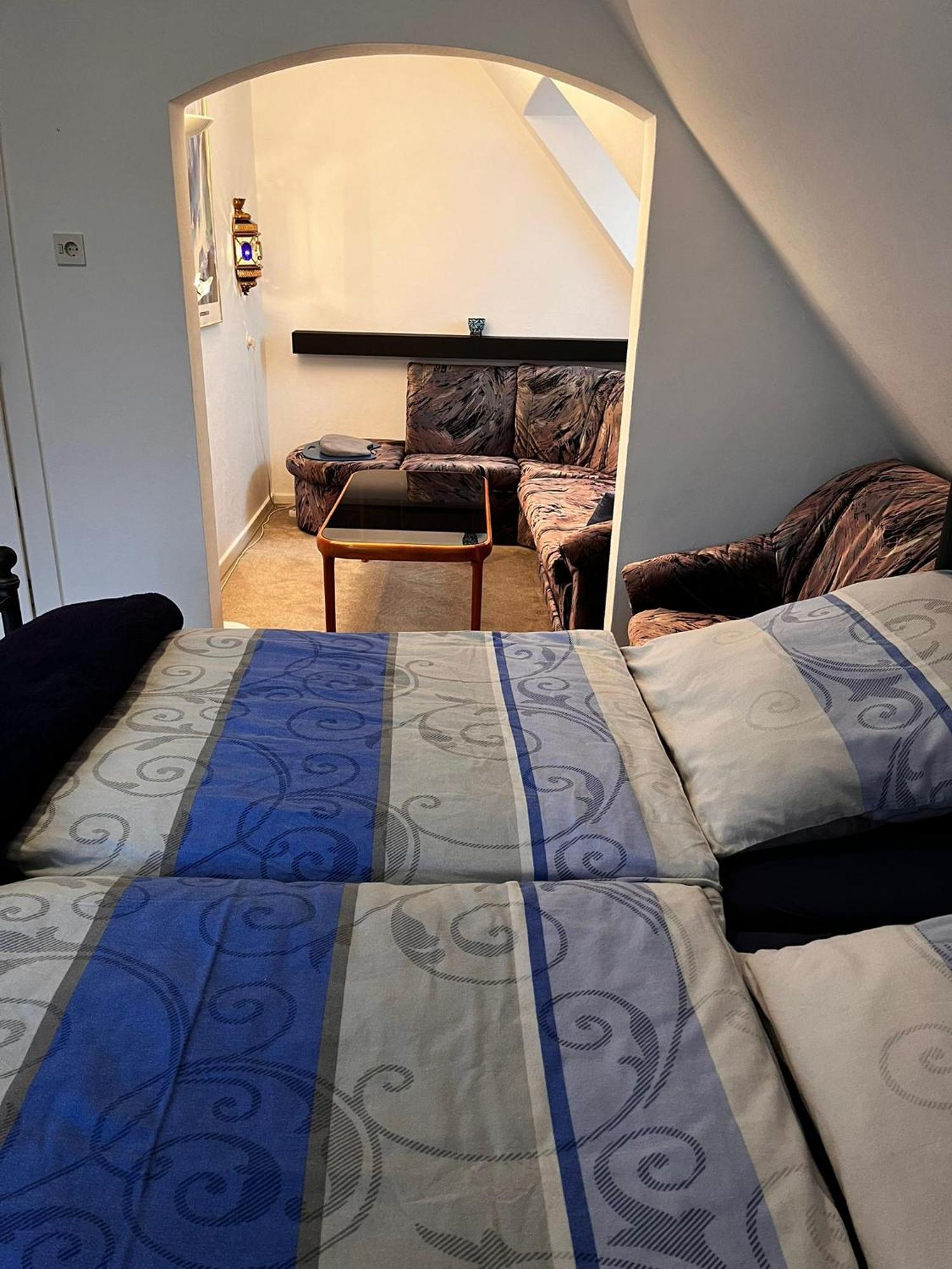 Fuer 5 Personen Mit Gartennutzung - Messezimmer * Hannover