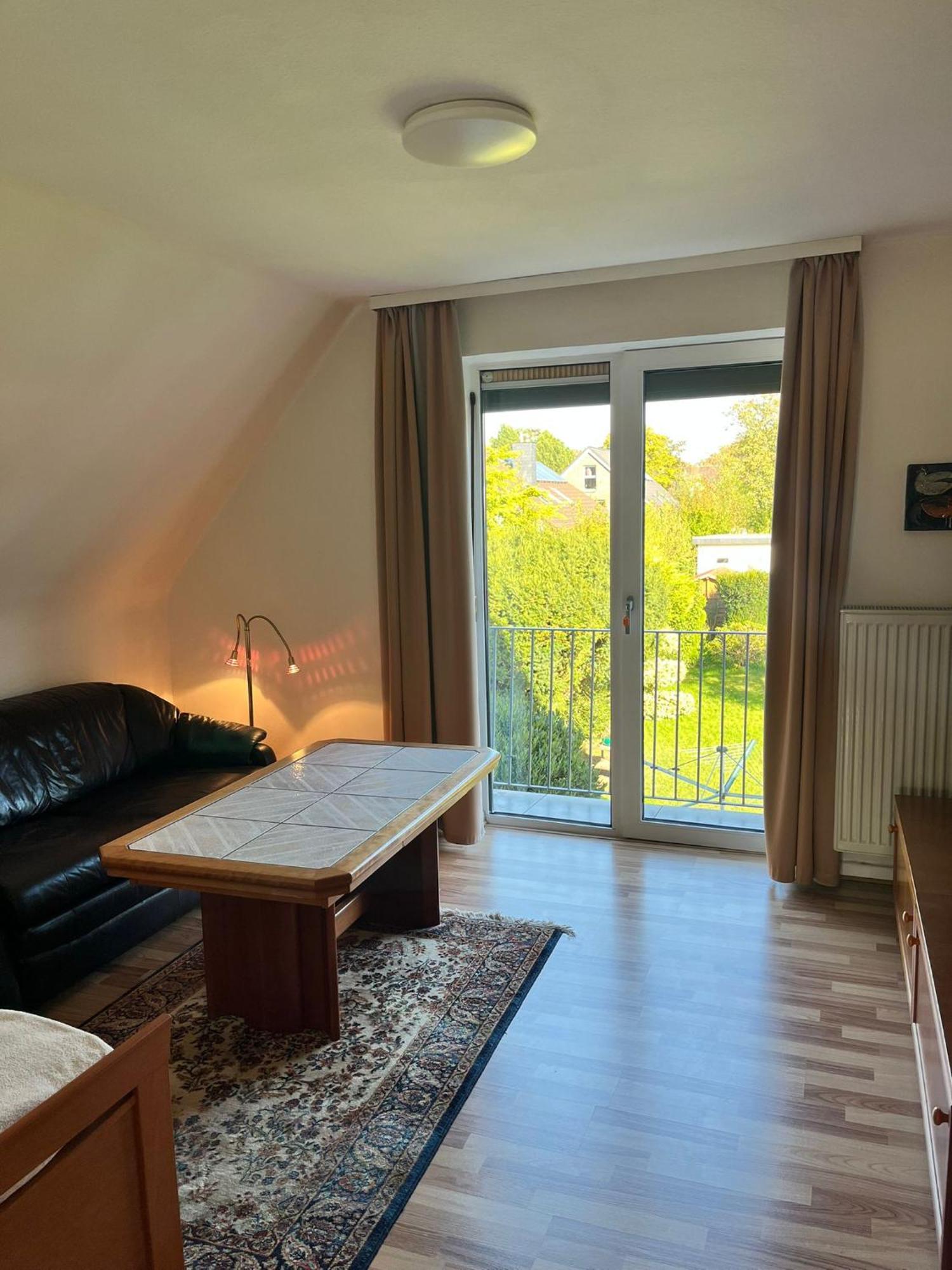 Fuer 5 Personen Mit Gartennutzung - Messezimmer
